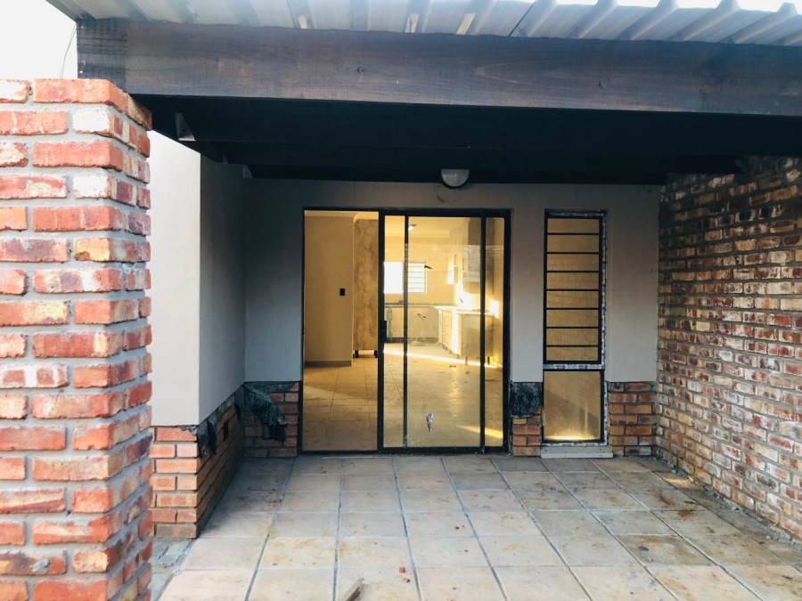 3 Bedroom Property for Sale in Waterval East North West